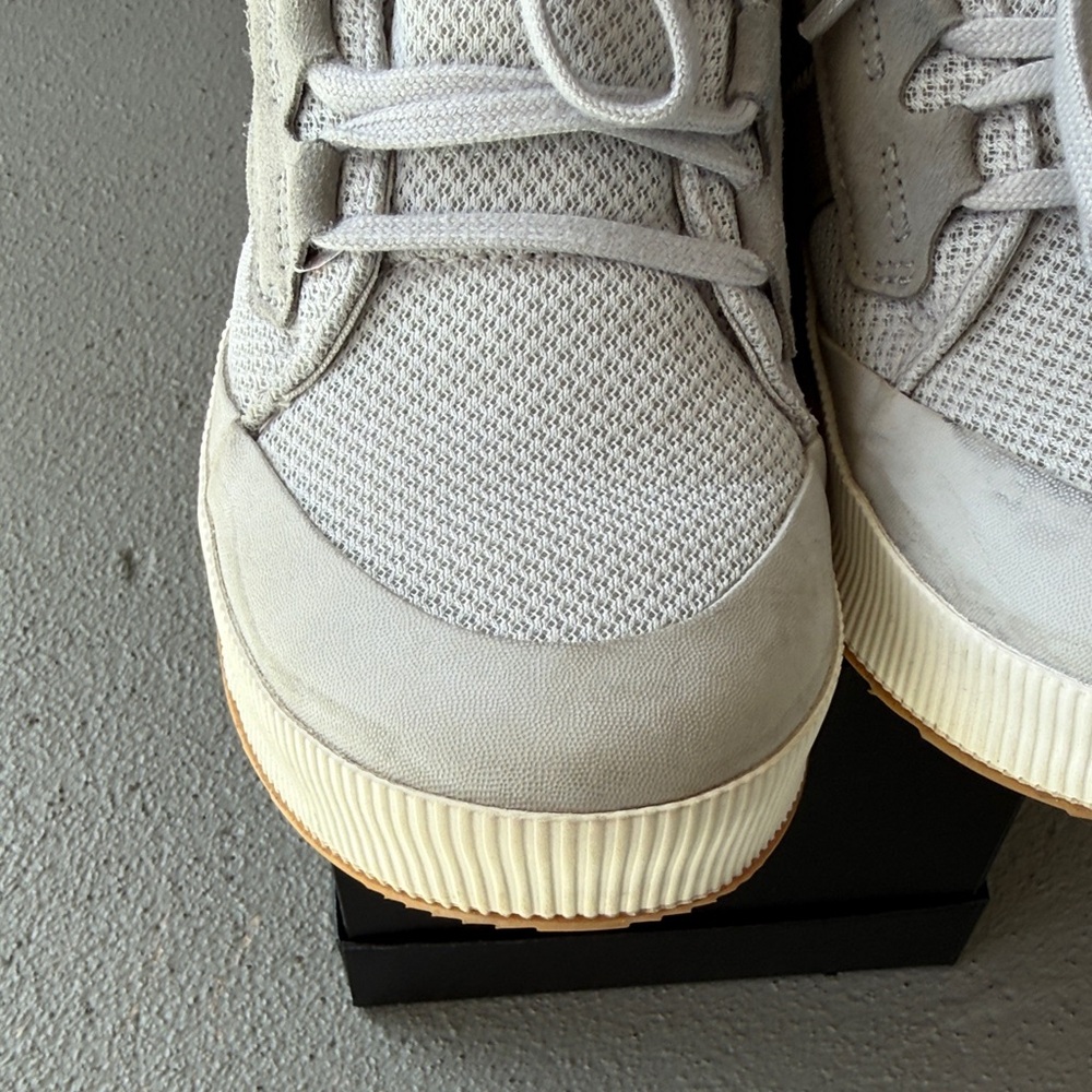 Sorel NIB Out N About - Picture 3 of 9
